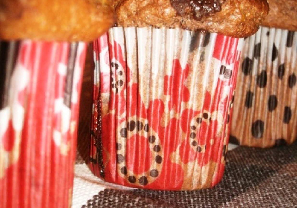 muffiny czekoladowo-bananowe podkręcone rumem foto