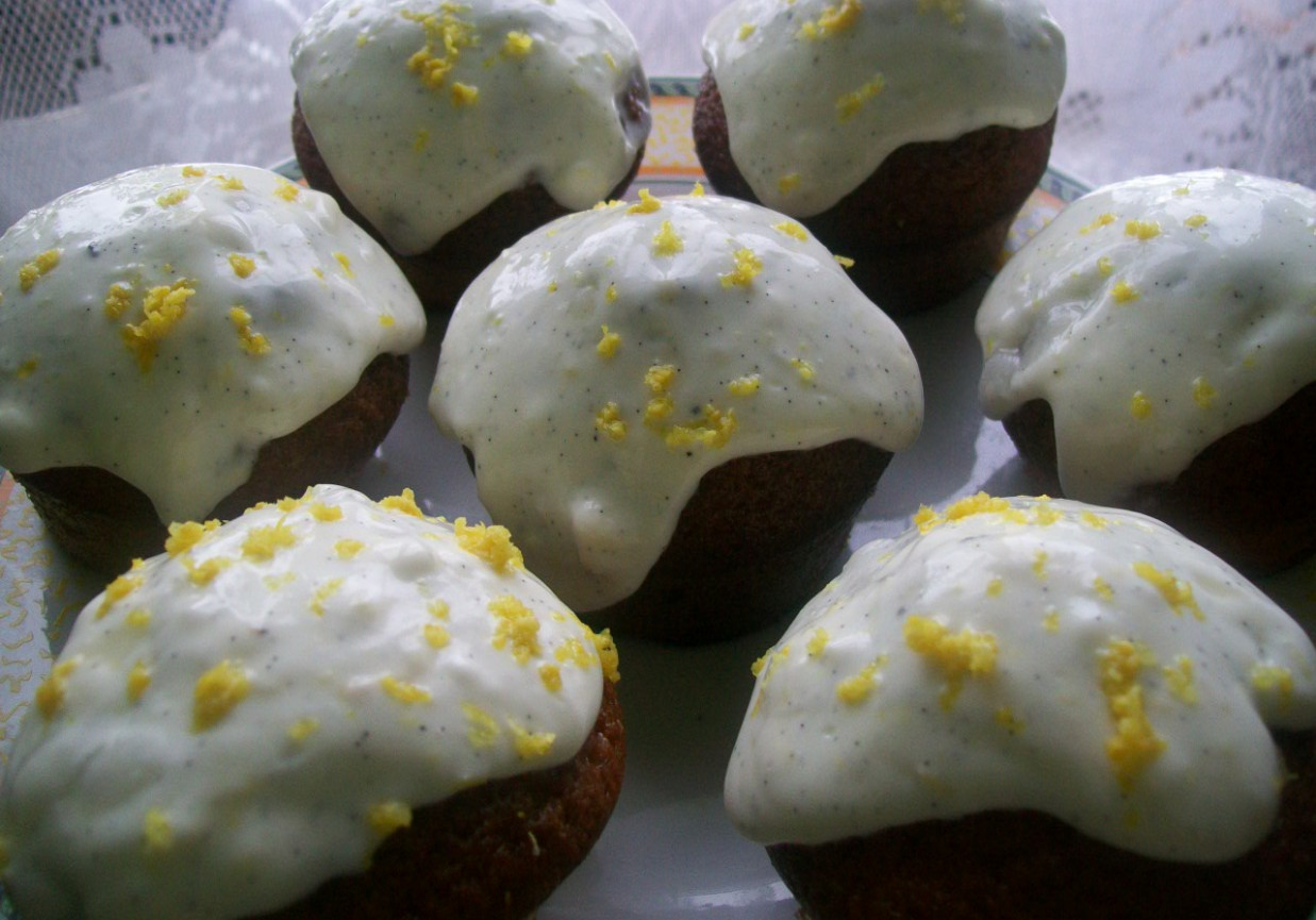 Muffiny dyniowe z sosem waniliowo-cytrynowym foto