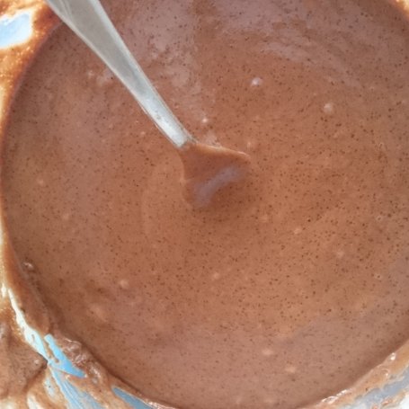 Krok 1 - Muffiny kakaowe z kostką białej czekolady  foto