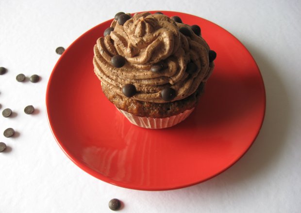 Fotografia przedstawiająca Muffiny kakaowe z musem czekoladowym