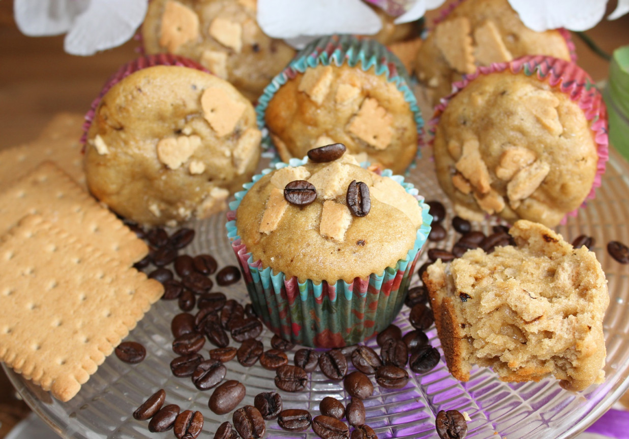 Muffiny kawowe z herbatnikami  foto