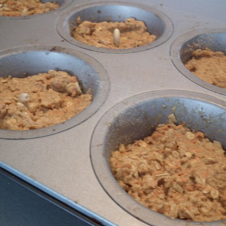 Krok 4 - Muffiny marchewkowe -bez cukru i  z ogranicznoną ilością glutenu foto