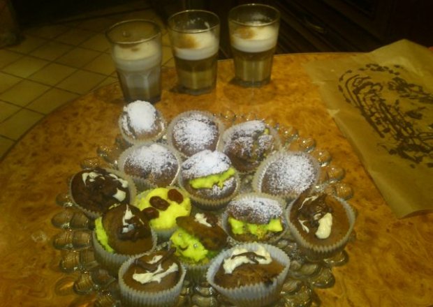 Fotografia przedstawiająca Muffiny nadziewane od Hamrocyków