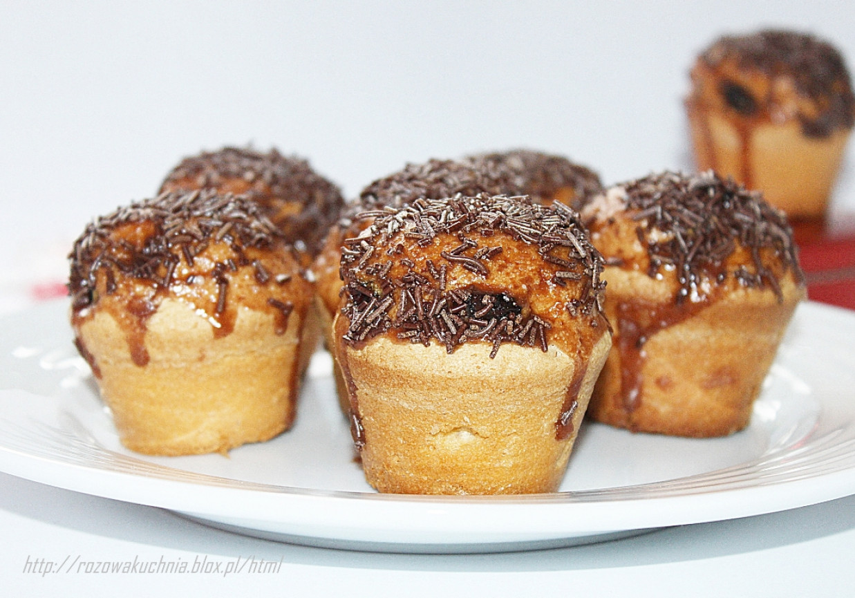 Muffiny piaskowe pieczone w formie sliikonowej  foto