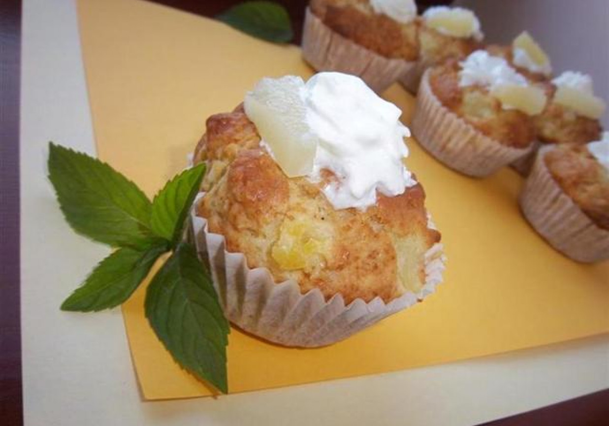 Muffiny z ananasem foto