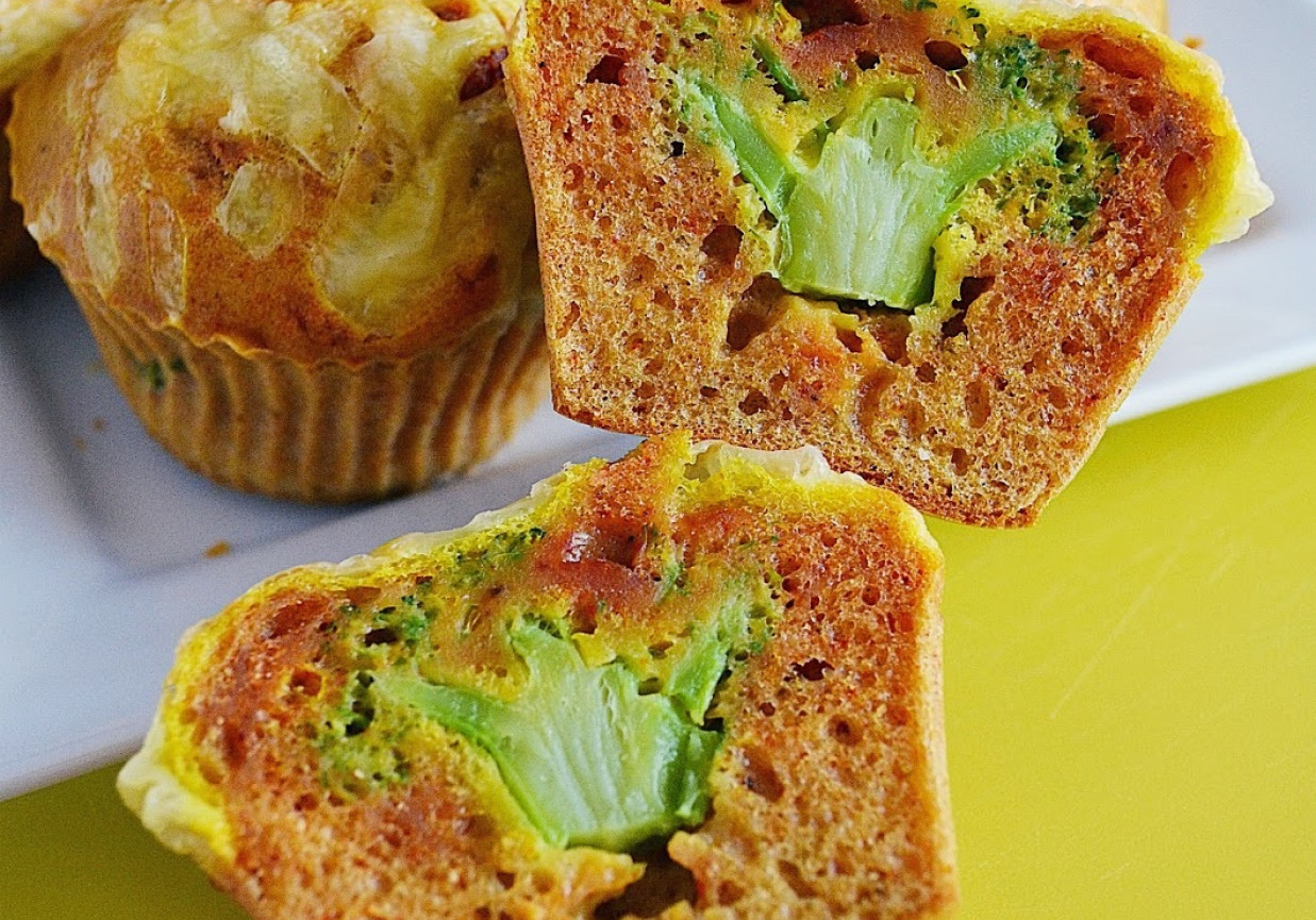 Muffiny z brokułem - curry foto