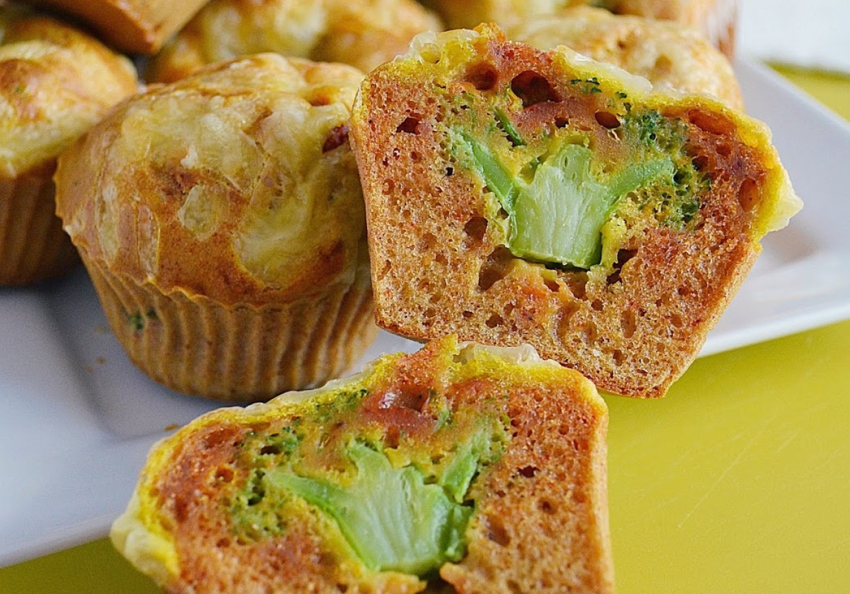Muffiny z brokułem - curry foto