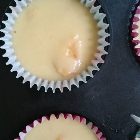Krok 6 - Muffiny z brzoskwiniami foto