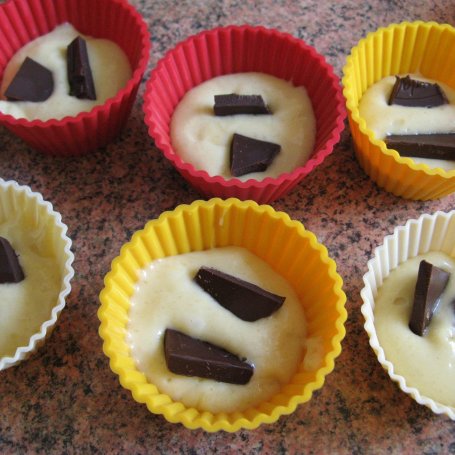 Krok 2 - Muffiny z czekoladą foto