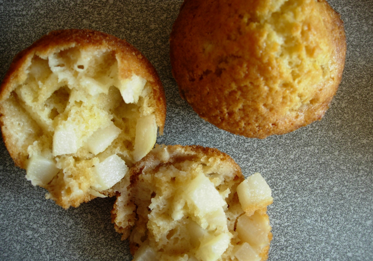 Muffiny z gruszkami foto