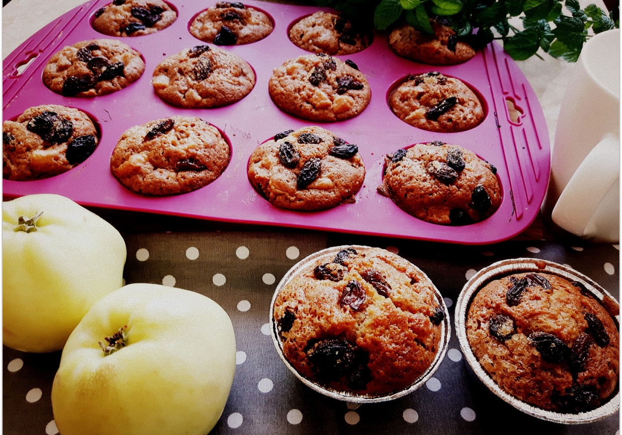 Muffiny z jabłkami foto