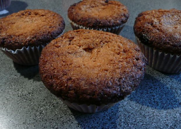 Fotografia przedstawiająca Muffiny z kokosem i białą czekoladą