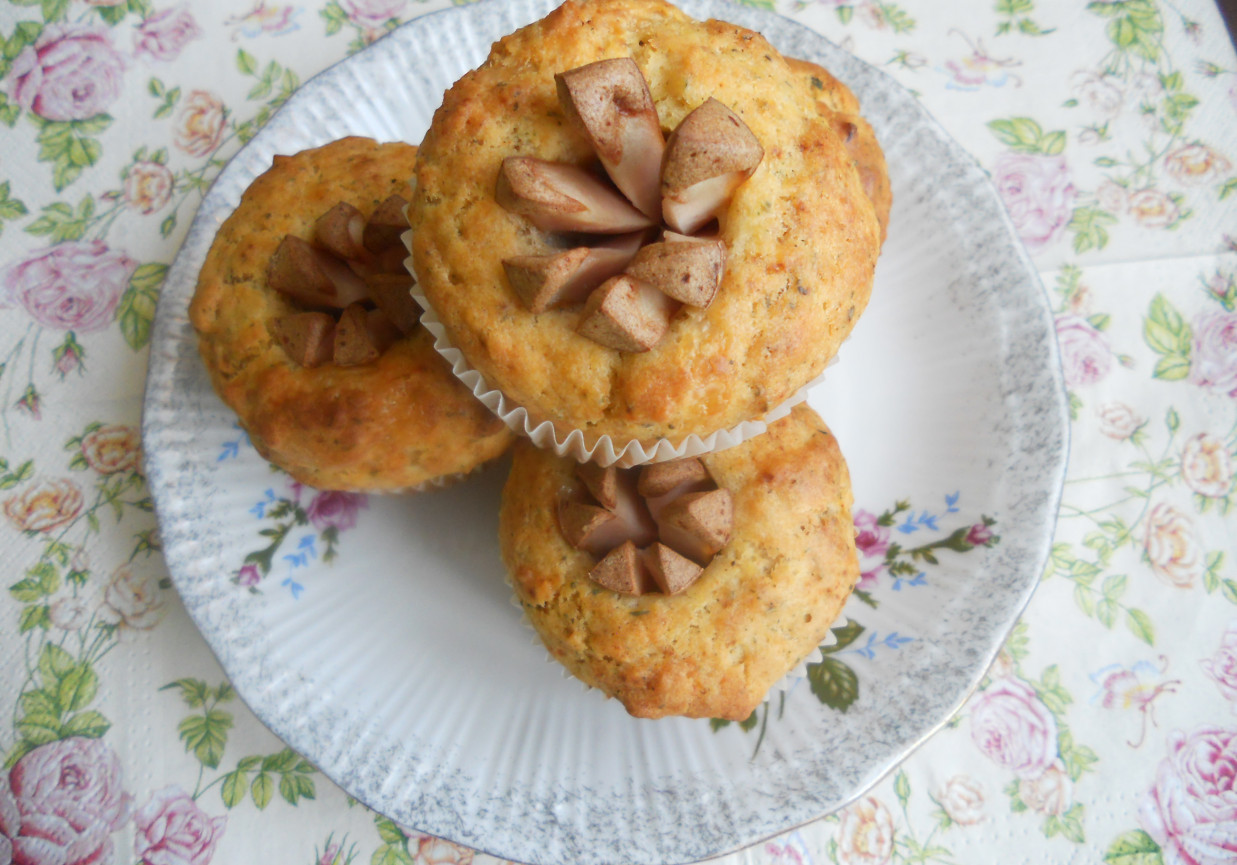 Muffiny z kwiatem z parówki foto