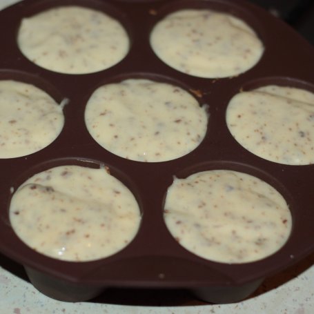 Krok 4 - Muffiny z majonezem i tartą czekoladą foto