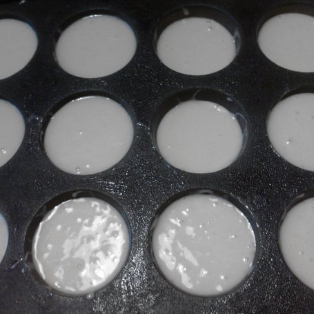 Krok 3 - Muffiny z mąki ryżowej foto