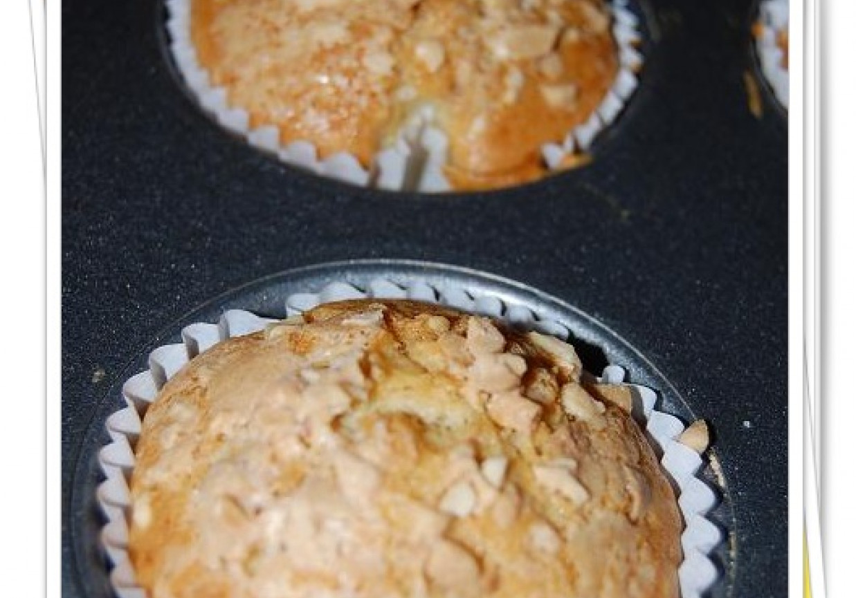 Muffiny z orzechami foto