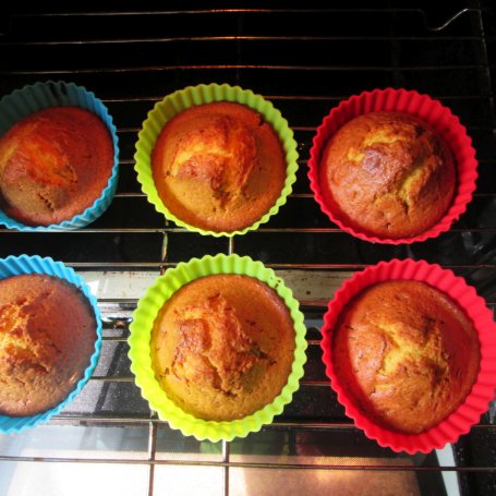 Krok 5 - Muffiny z pomarańczą foto