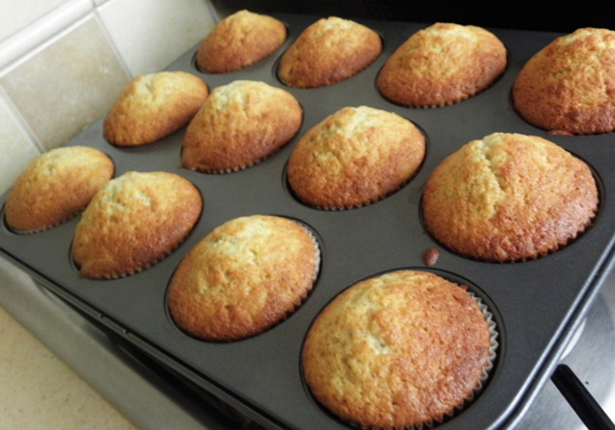 Muffiny z rabarbarem. foto