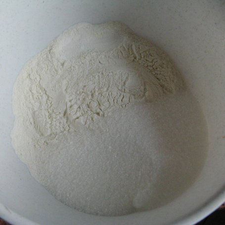 Krok 1 - Muffiny z rodzynkami foto