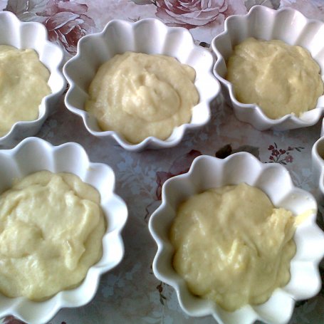 Krok 2 - Muffiny z truskawkami foto