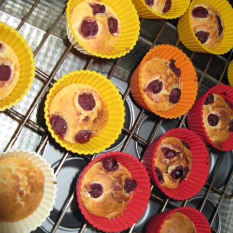 Krok 3 - Muffiny z wiśniami foto