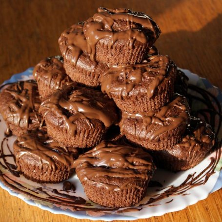 Krok 5 - Mufiiny kakaowe z czekoladą foto
