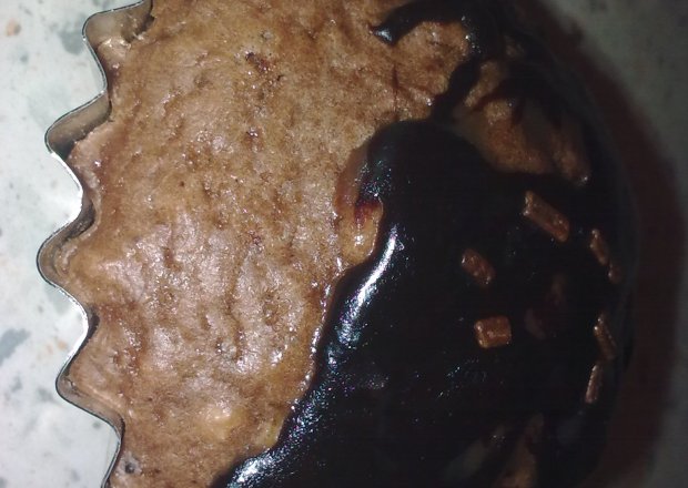 Fotografia przedstawiająca Mufinki orzechowo-czekoladowe