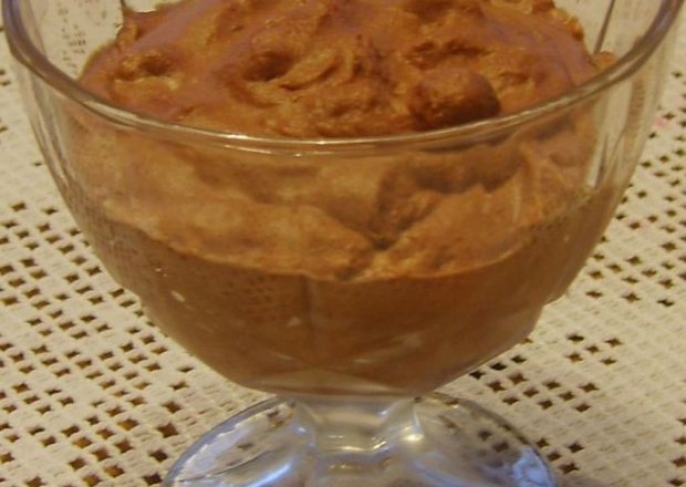 Fotografia przedstawiająca Mus czekoladowo - pomarańczowy z chili