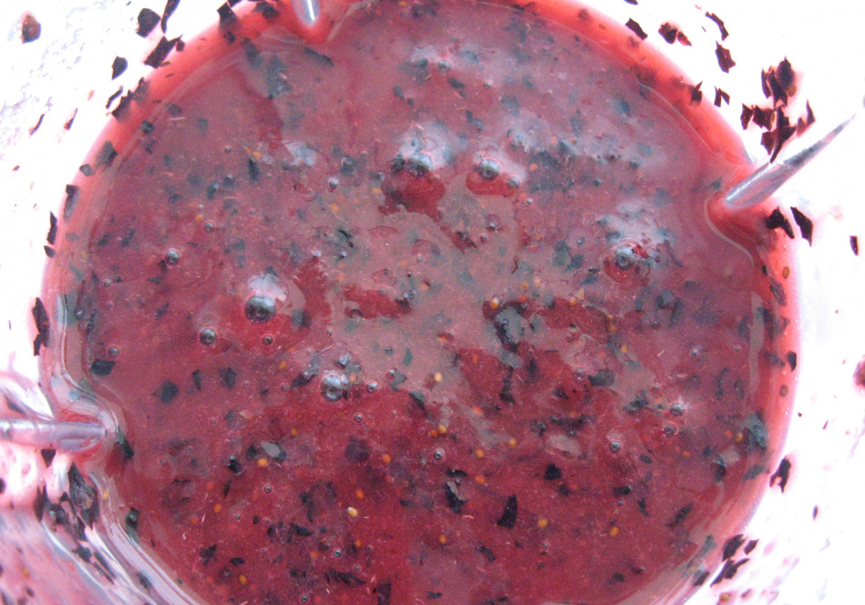 Mus z czarnej porzeczki foto