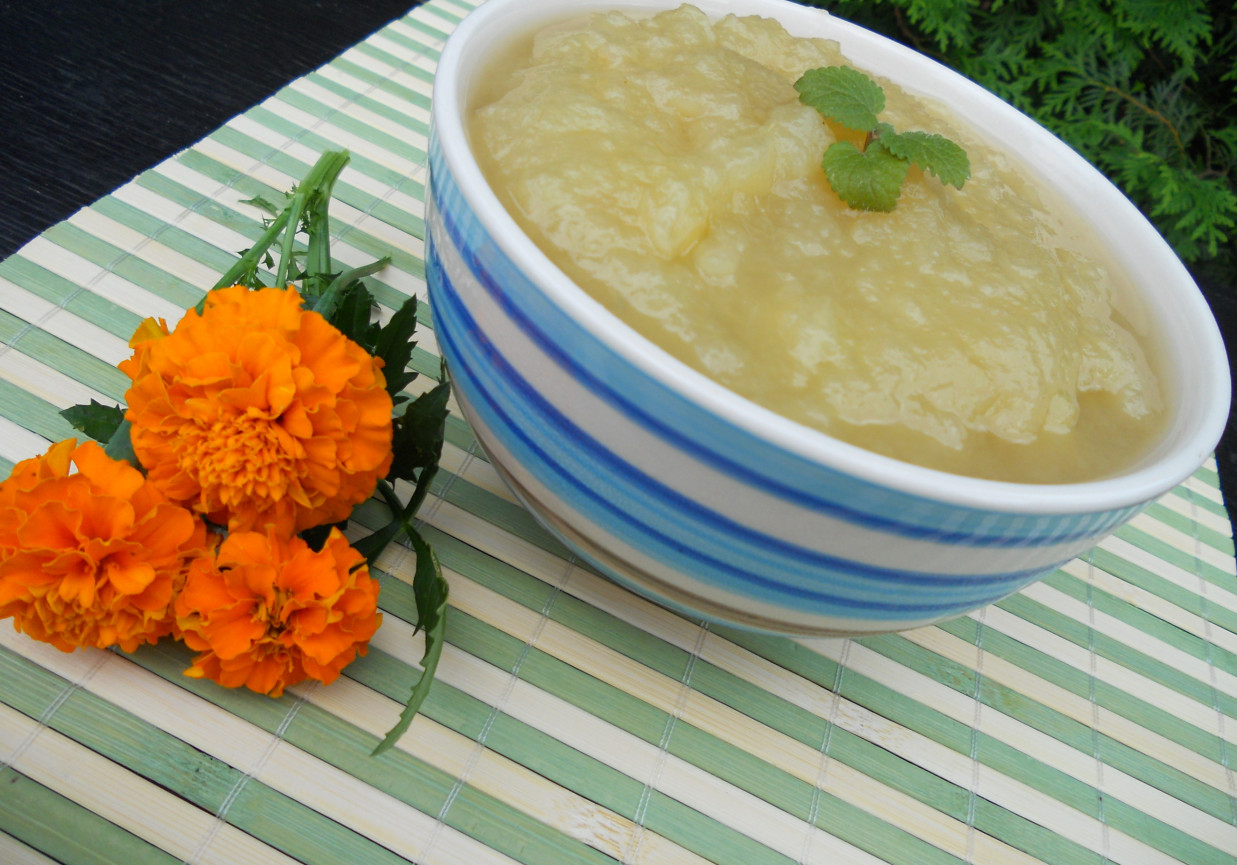 Mus z papierówek foto