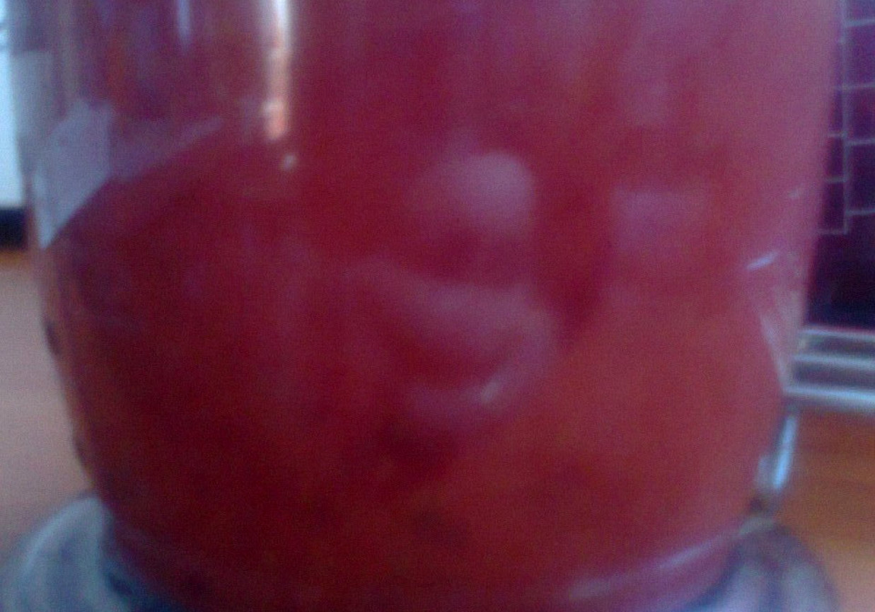 Mus ze świeżych truskawek foto