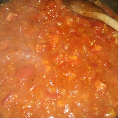 Krok 4 - Muszelki w sosie pomidorowym foto