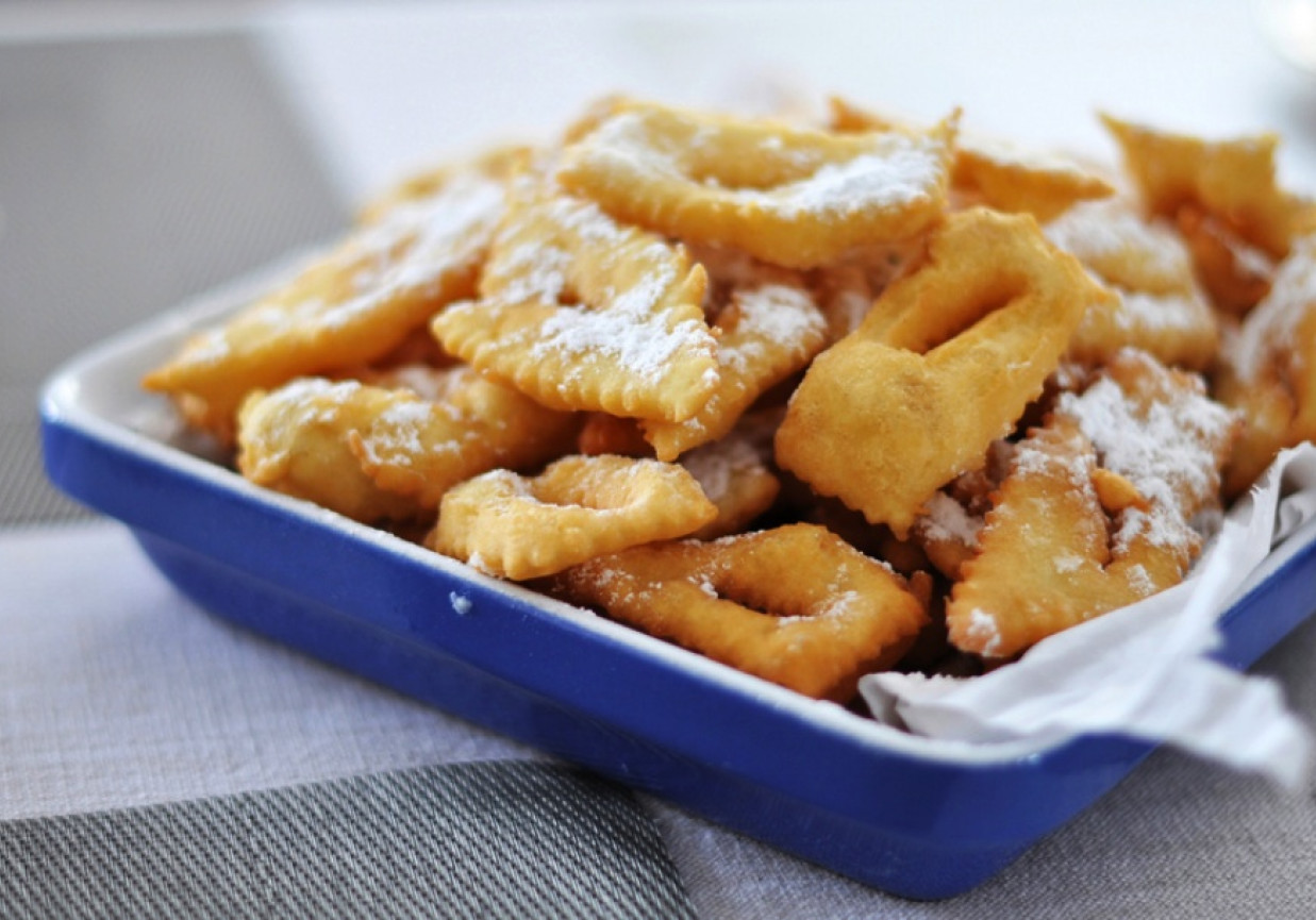 Na ciepło: Faworki foto