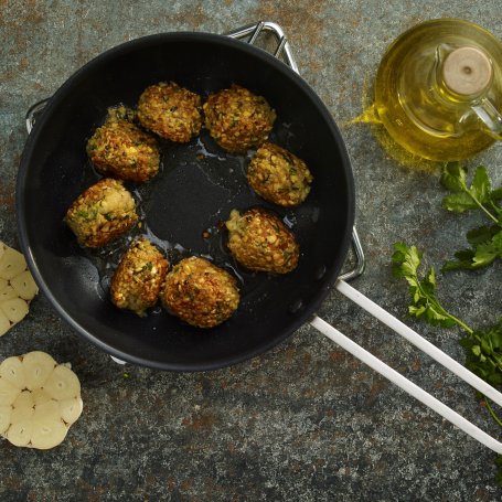 Krok 4 - Na diecie: Falafel z ciecierzycy foto