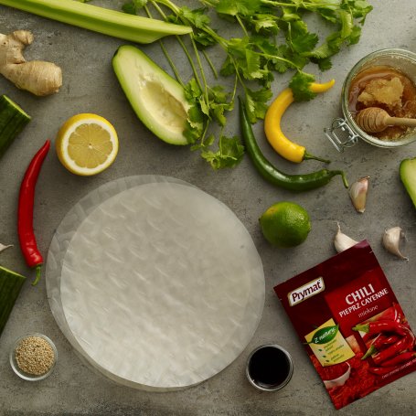 Krok 1 - Na ostro: Warzywne spring rollsy z pikantnym guacamole foto