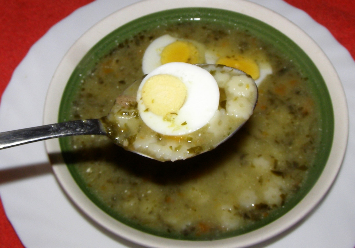 na szybko szczawiowa zupa z makaronem gwiazdki i jajkami... foto
