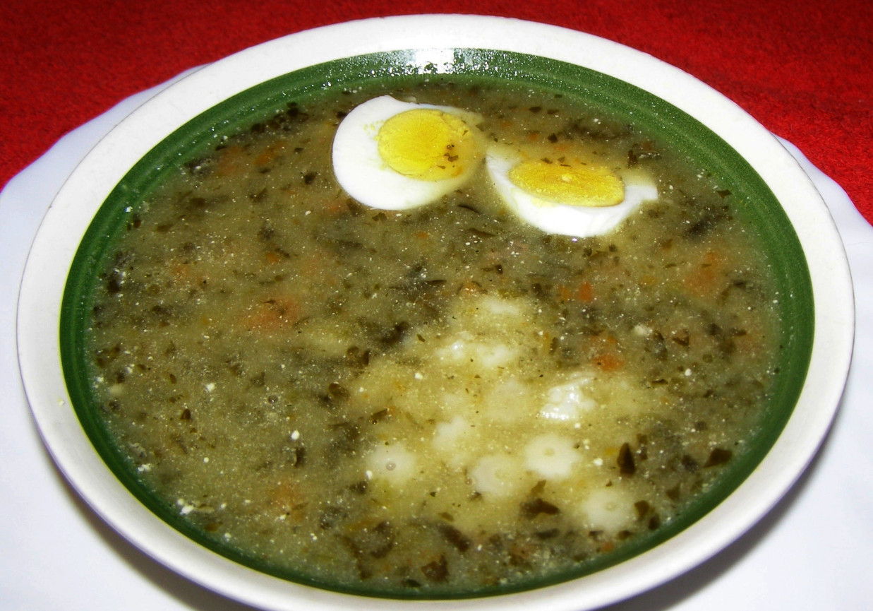 na szybko szczawiowa zupa z makaronem gwiazdki i jajkami... foto