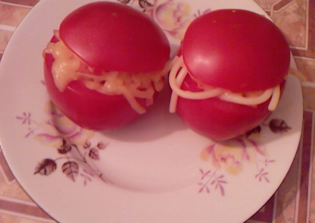 Fotografia przedstawiająca Nadziewane pomidory po włosku