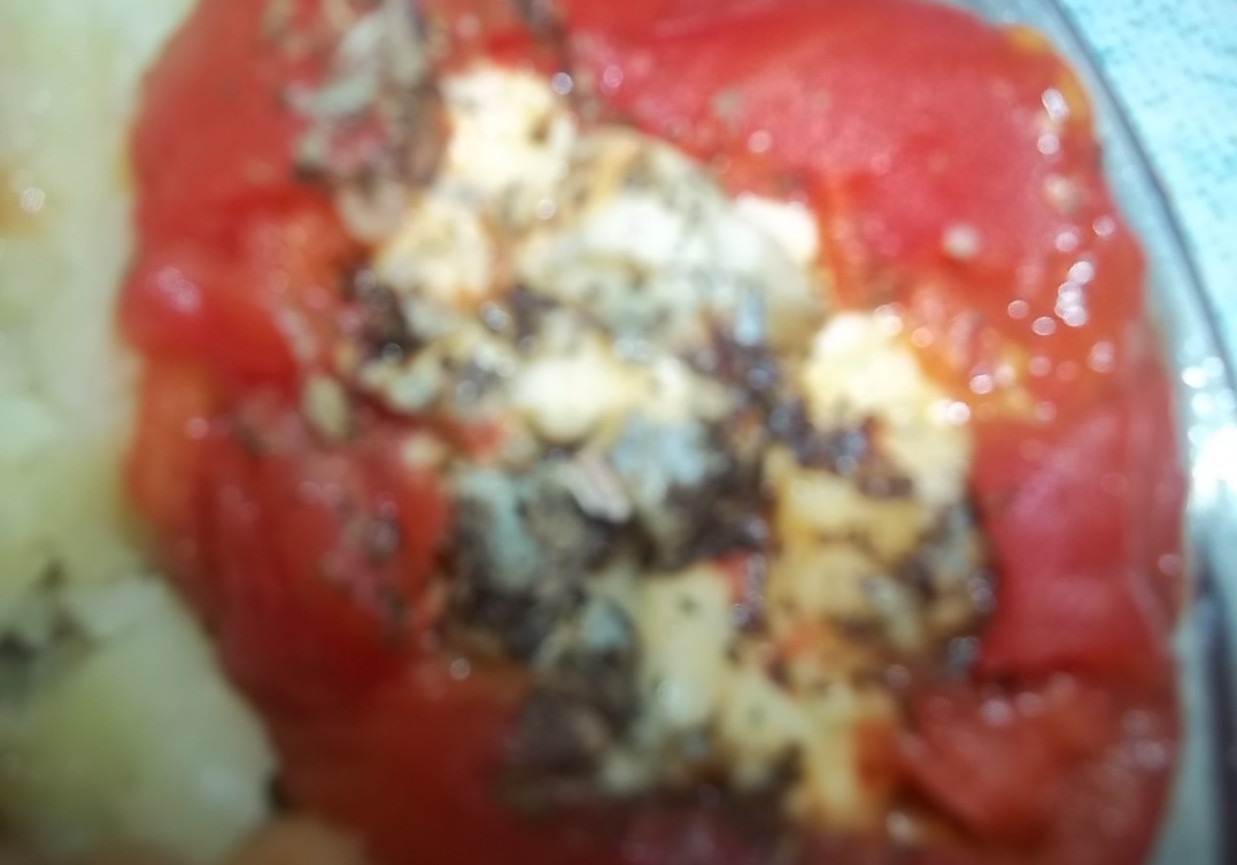 Nadziewane zapiekane pomidory foto
