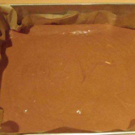 Krok 3 - Najłatwiejsze ciasto kakaowe foto