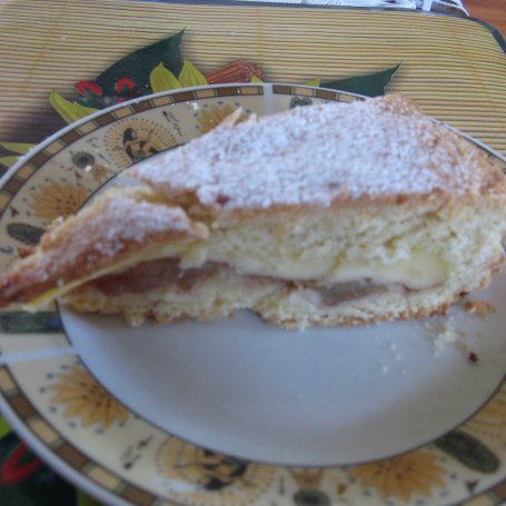 Krok 7 - Najlepsza szarlotka z budyniem ;) foto