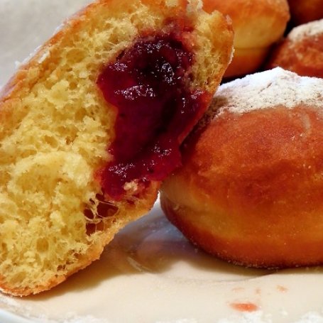 Krok 4 - Najlepsze pączki z marmoladą foto