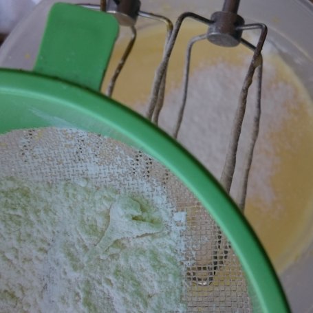 Krok 1 - Najlepszy biszkopt do ciast i tortów (różne wymiary) foto