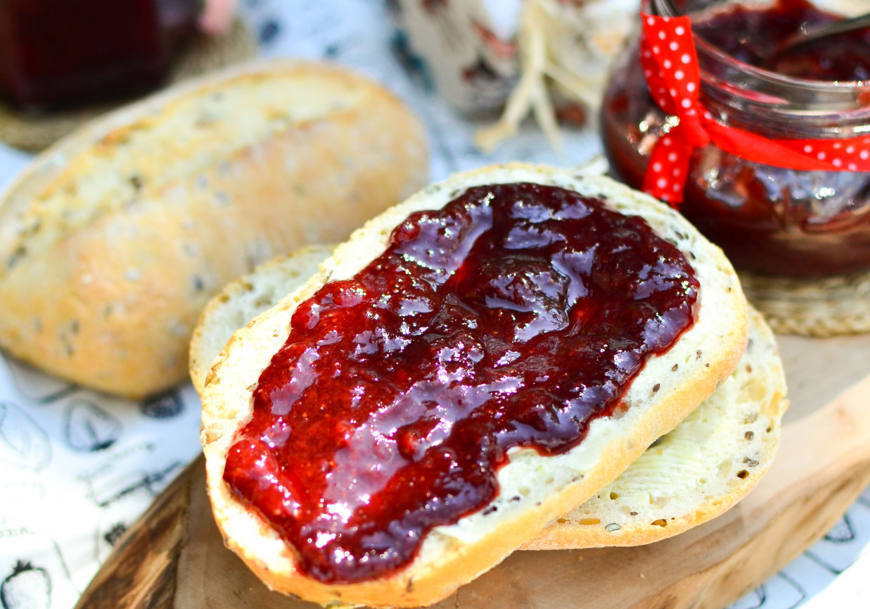 Najlepszy, naturalny dżem truskawkowy foto