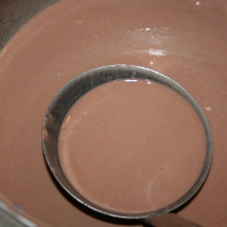 Krok 1 - Naleśniki czekoladowe z twarogiem i malinami foto