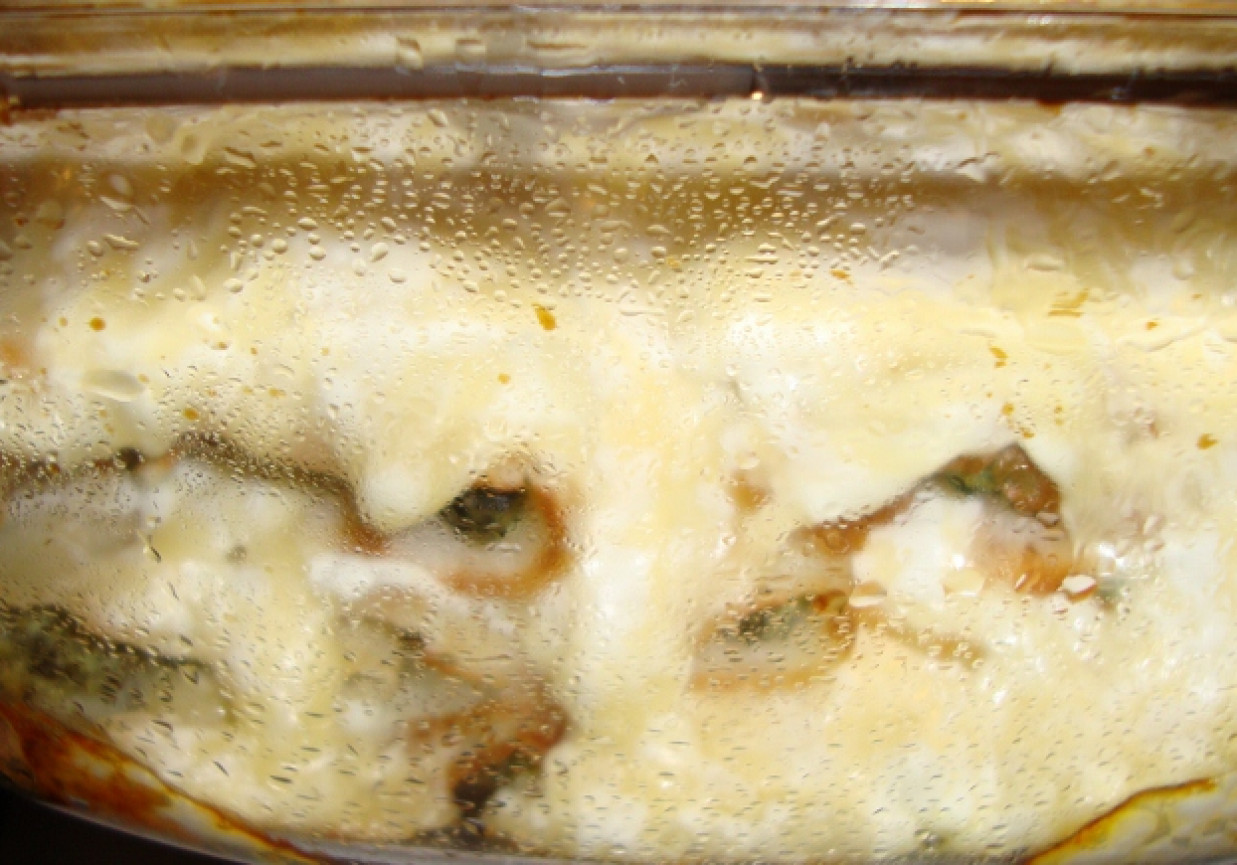 Naleśniki nadziewane szpinakiem i serem feta foto