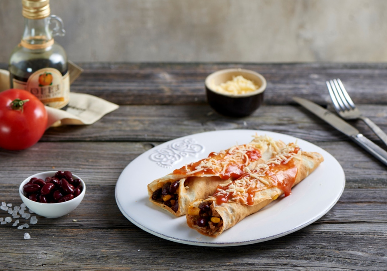 Naleśniki po meksykańsku z mięsem mielonym foto