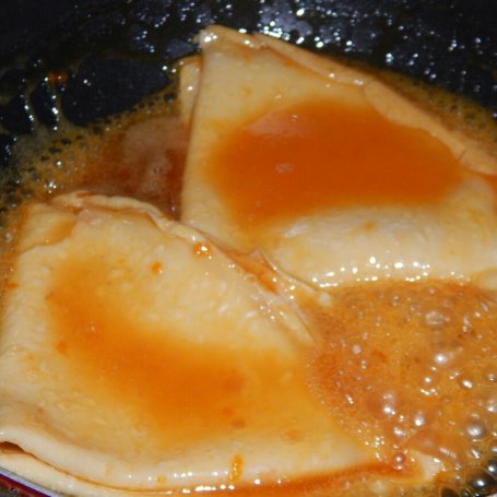 Krok 7 - Naleśniki pomarańczowe - Crêpes Suzette foto