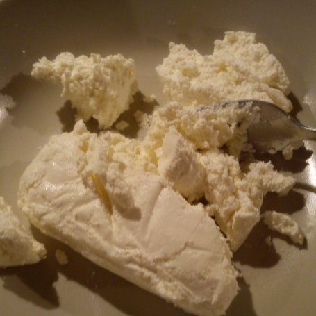 Krok 1 - Naleśniki z białym serem i bananem foto
