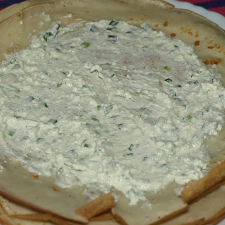 Krok 2 - Naleśniki z białym serem na ostro foto